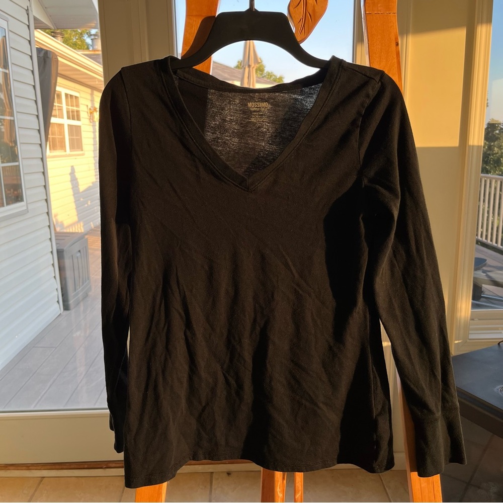 Long Sleeve V-Neck Shirt